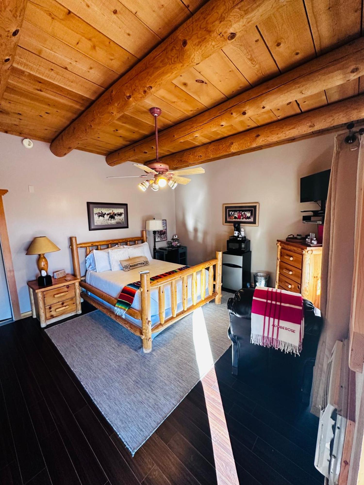 Adobe Rose Boutique Inn Artesia Extérieur photo