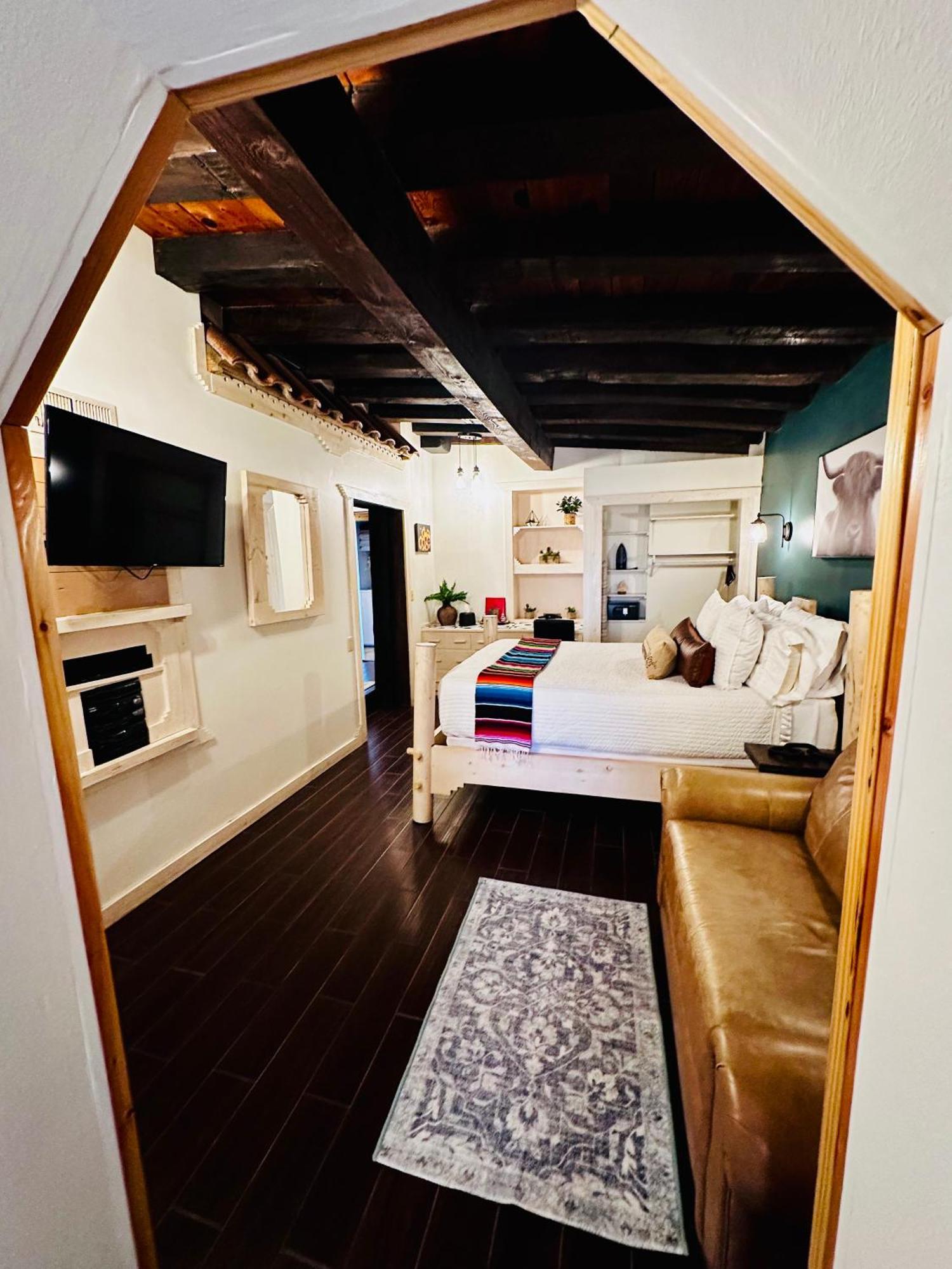 Adobe Rose Boutique Inn Artesia Extérieur photo