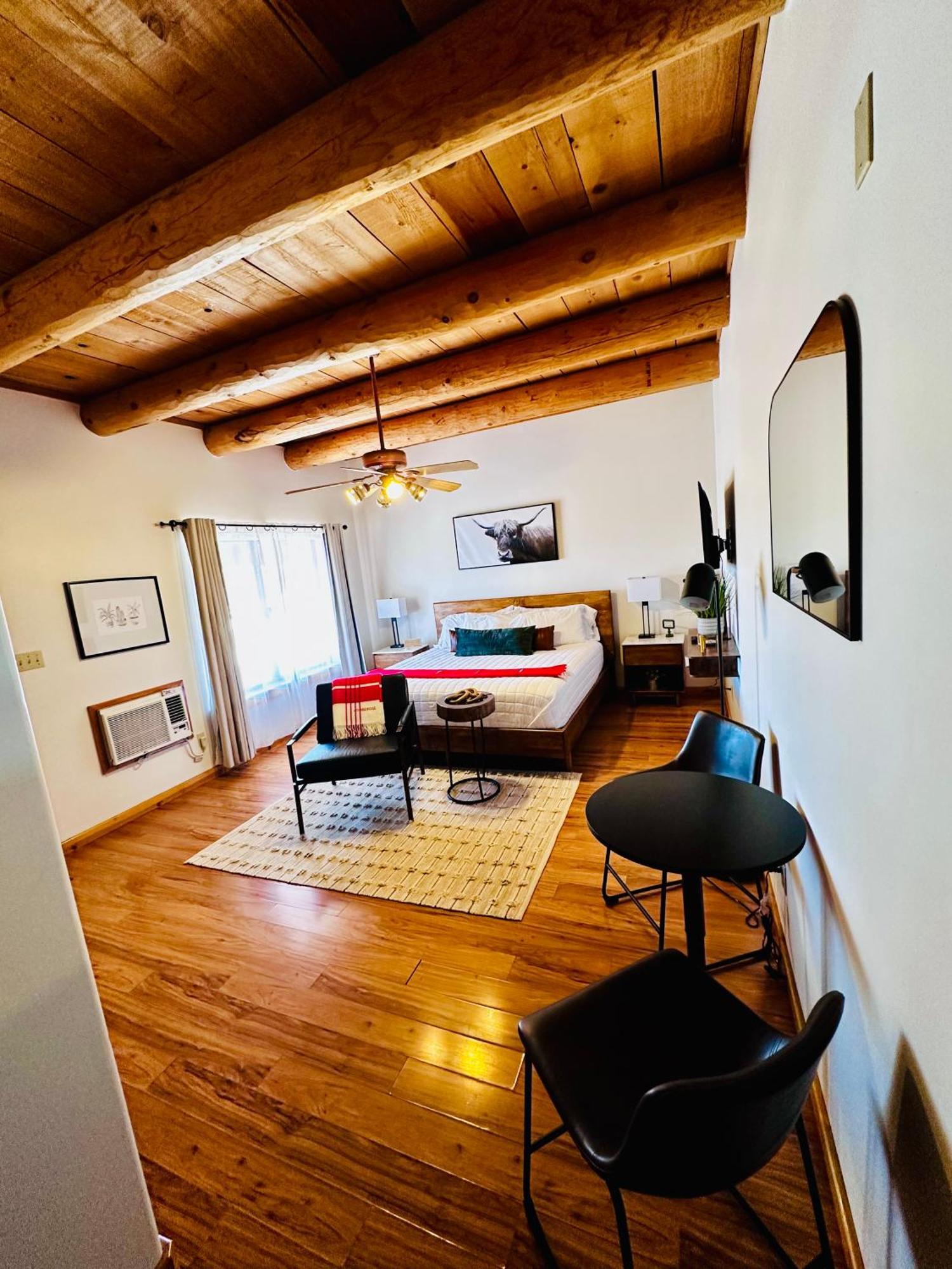Adobe Rose Boutique Inn Artesia Extérieur photo