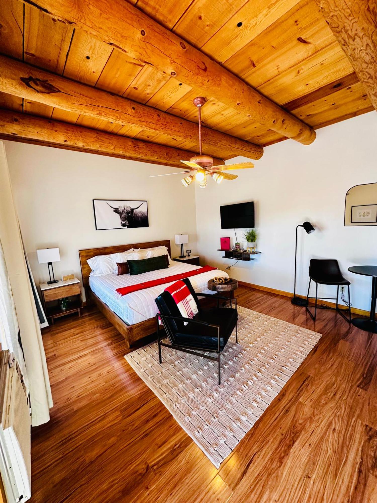 Adobe Rose Boutique Inn Artesia Extérieur photo